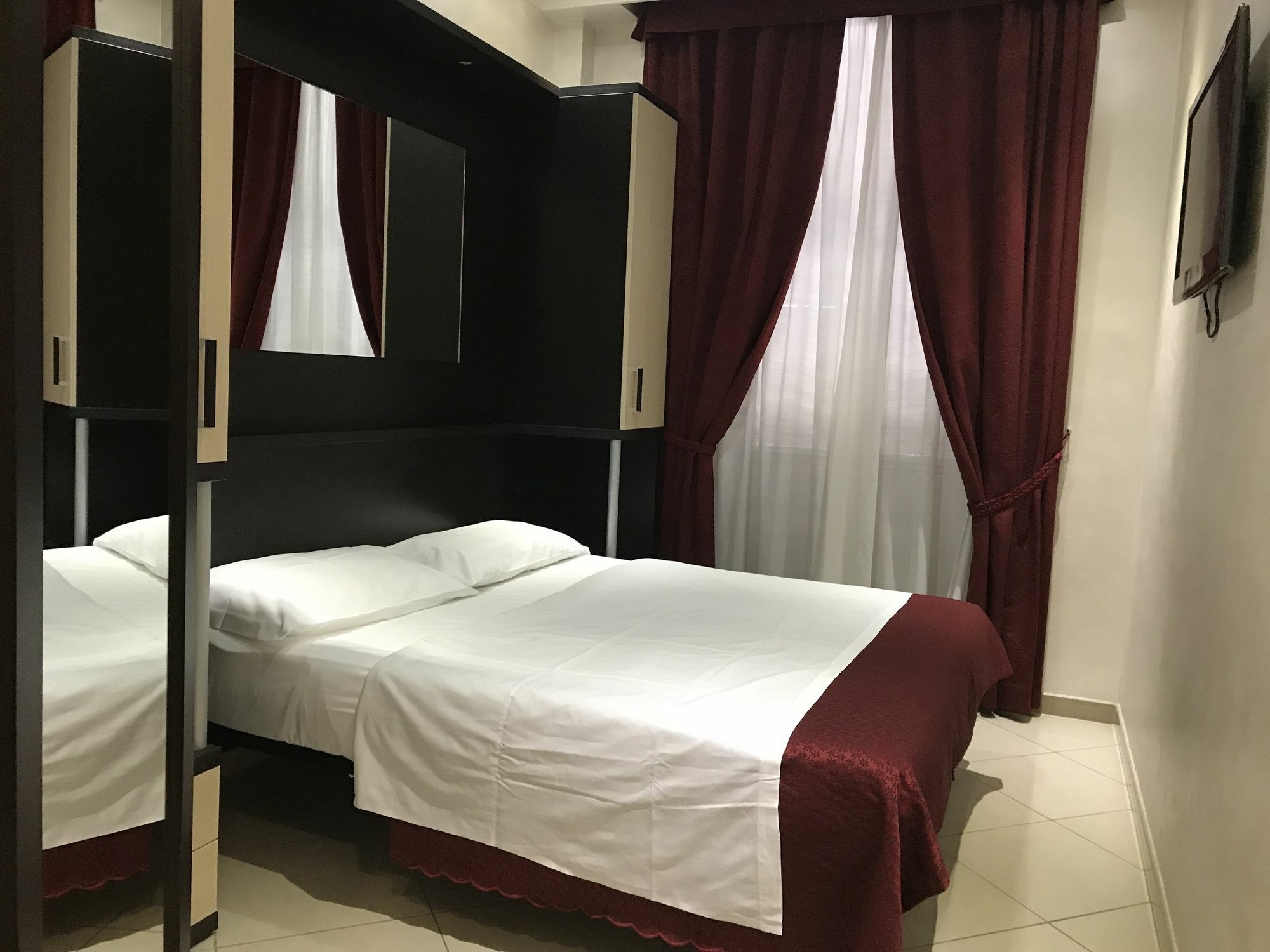 Sweety 4* Roma